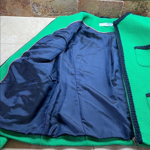 Boden Green Wool Blend Bouclé Jacket Navy Trim Pockets Zip Cuff UK14 US10 - Picture 4 of 9